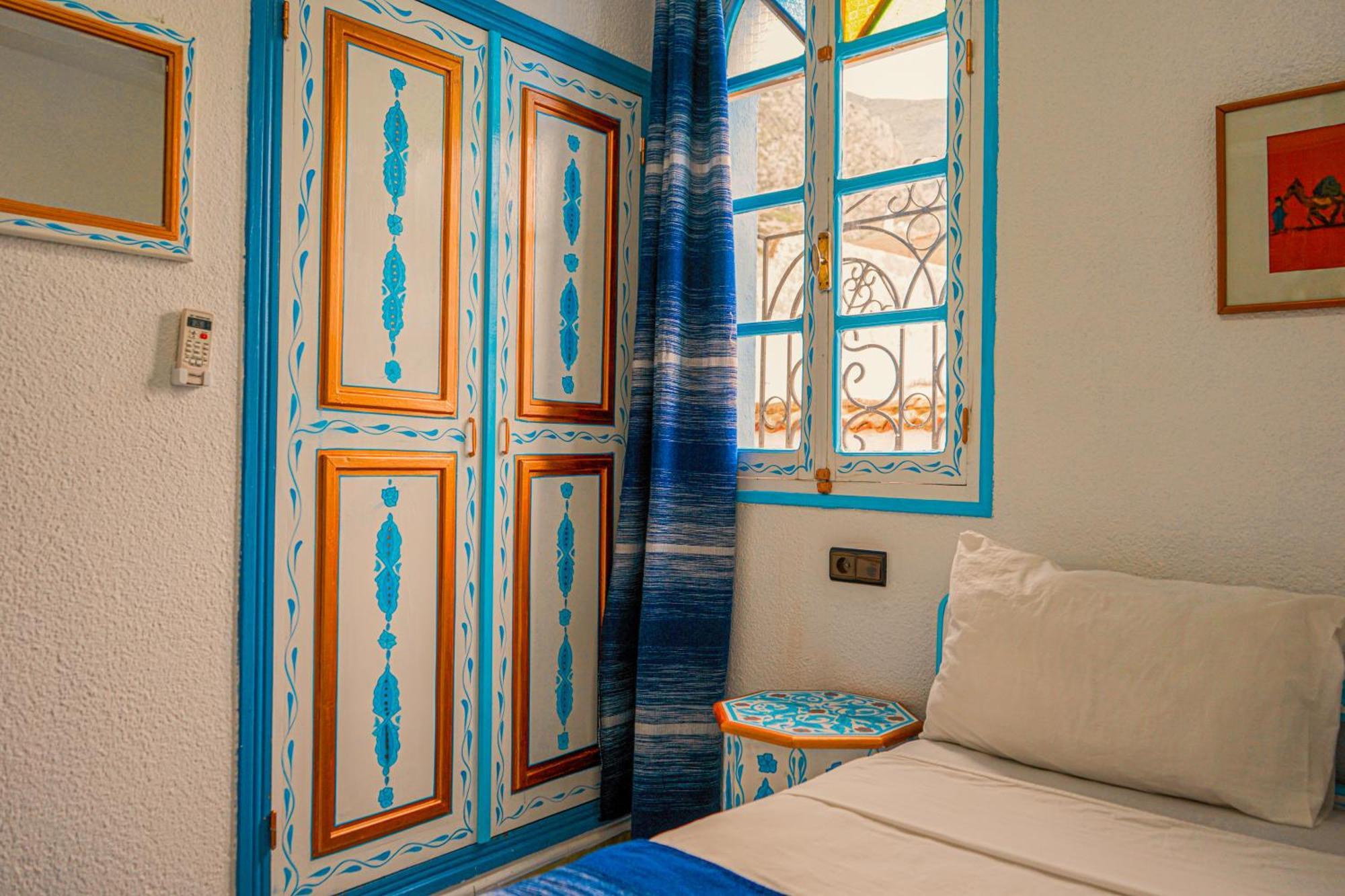 Hotel Marrakech Шефшауэн Экстерьер фото